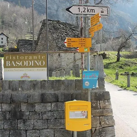 Hotel Ristorante Basodino *